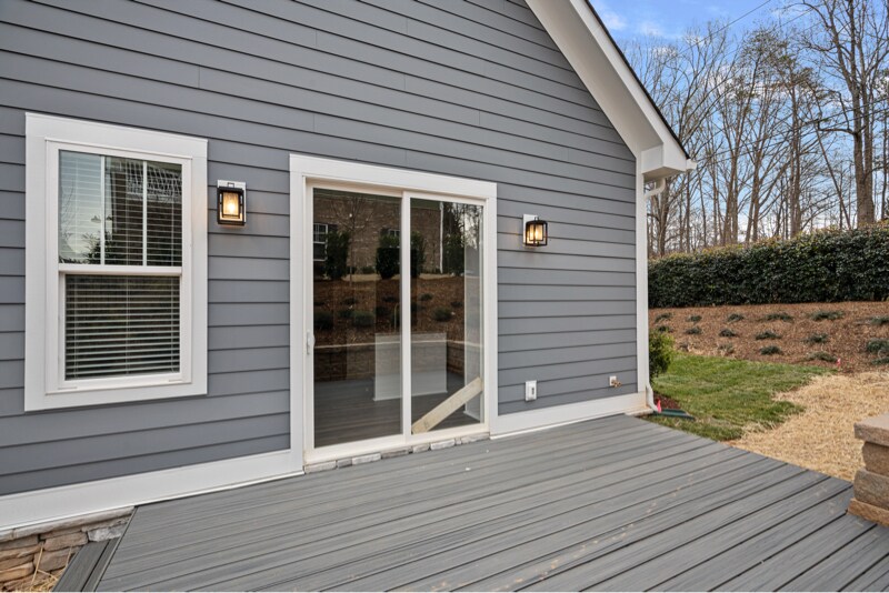 Building Photo - 805 Naples Dr