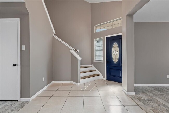 Building Photo - 1518 Weiland Manor Ln