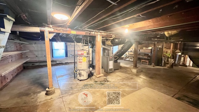 Building Photo - Beautiful 3 bedroom  home with lush backya...