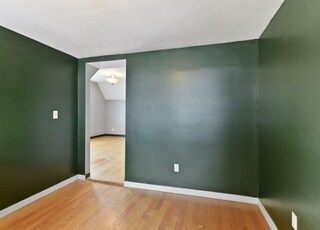 Building Photo - 892 Margaret St