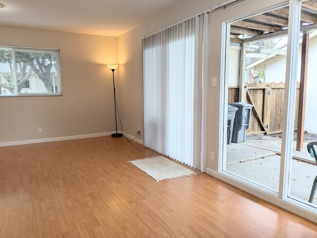 Building Photo - 7333 Starward Dr