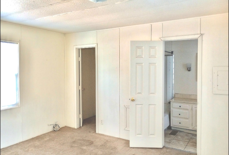 Building Photo - 6345 N Dona Ana Rd