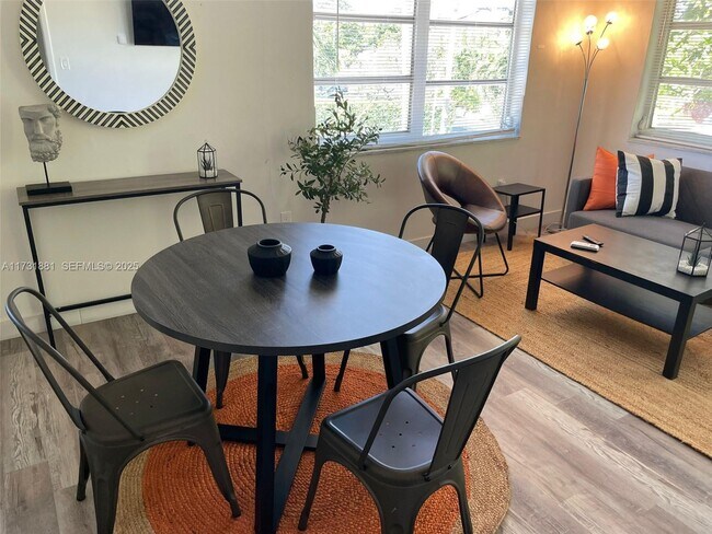 Building Photo - 2655 SW 24th Ave