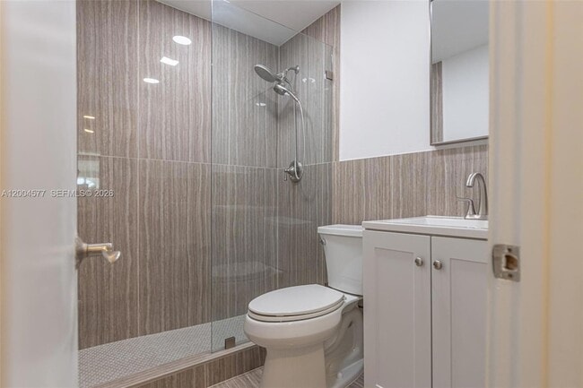 Building Photo - 1690 Daytonia Rd