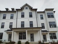 Building Photo - 4211 Alexander Vw Dr