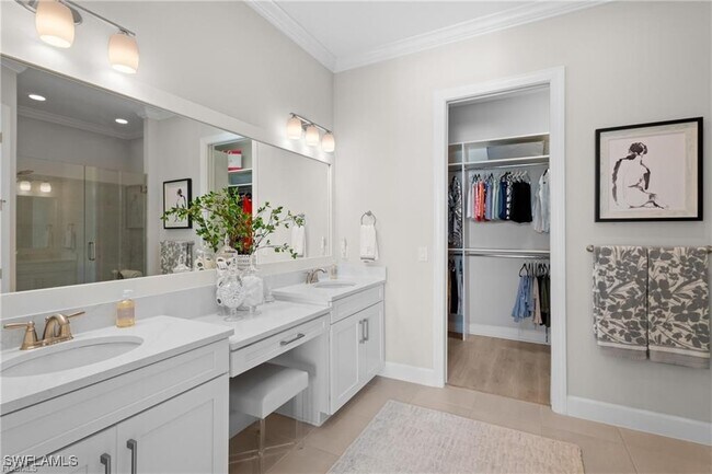 Building Photo - 9642 Montelanico Loop