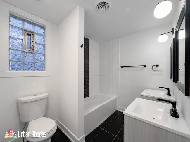 Building Photo - 2129 N Bingham St