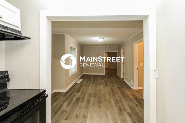 Building Photo - 5831 E 29TH TER, KANSAS CITY, MO 64129