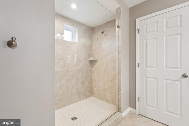 Building Photo - 7810 Bexley Ln