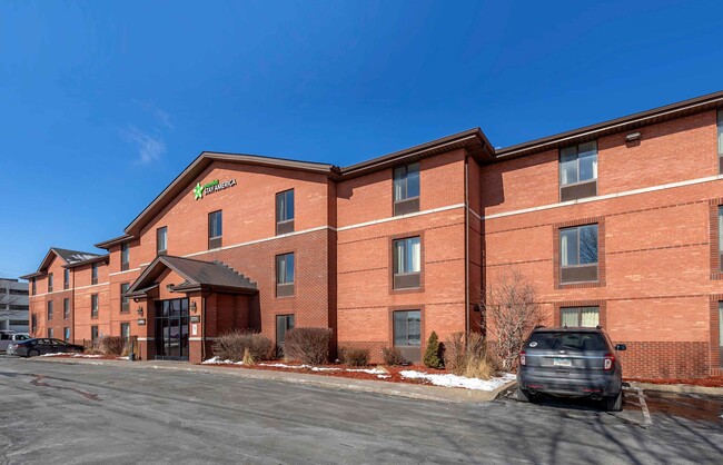 Building Photo - 2701 Westown Pkwy