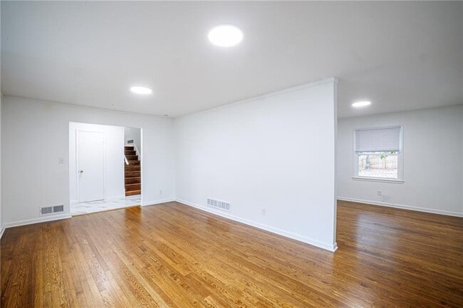 Building Photo - 2692 Whites Mill Ct