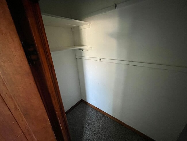 Building Photo - 26351 W Mondovi St