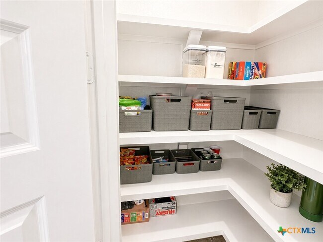 Building Photo - 1841 Windward Wy