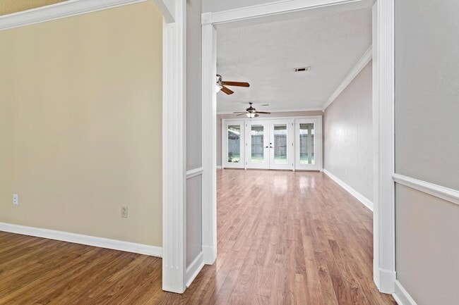 Building Photo - 660 Bancroft Dr