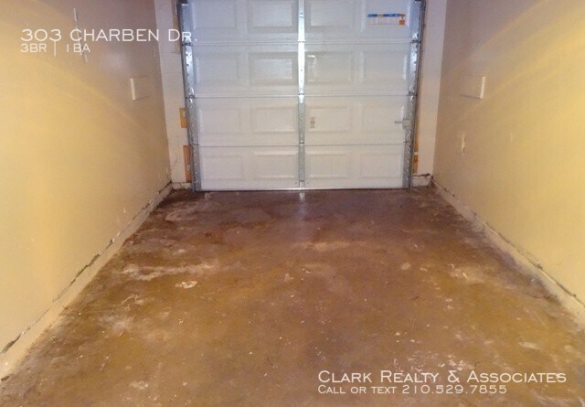 Building Photo - 303 Charben Dr., San Antonio, TX. 78237