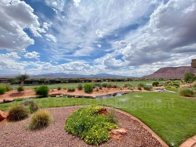 Building Photo - 2336 2336 W Entrada Trail