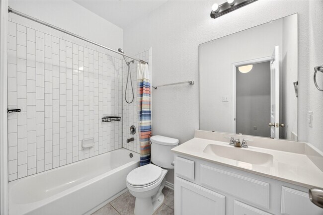 Building Photo - 16131 Sommerall Creek Ln