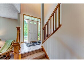 Building Photo - 11939 Emery Village Dr N