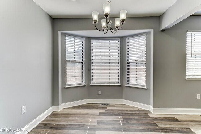 Building Photo - 43449 Arbor Way W