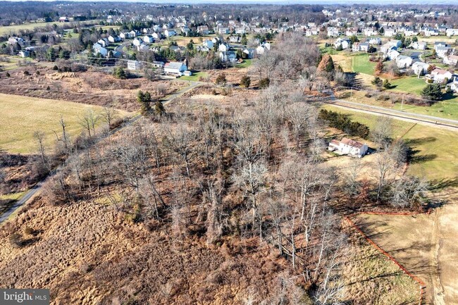 Building Photo - 5400 Curly Hill Rd