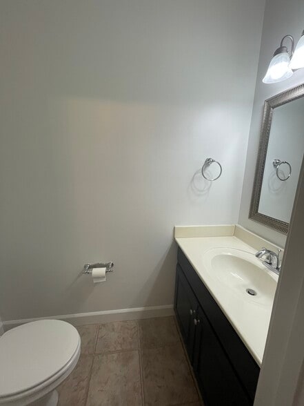 1/2 Bath Downstairs - 2901 Harris Dr