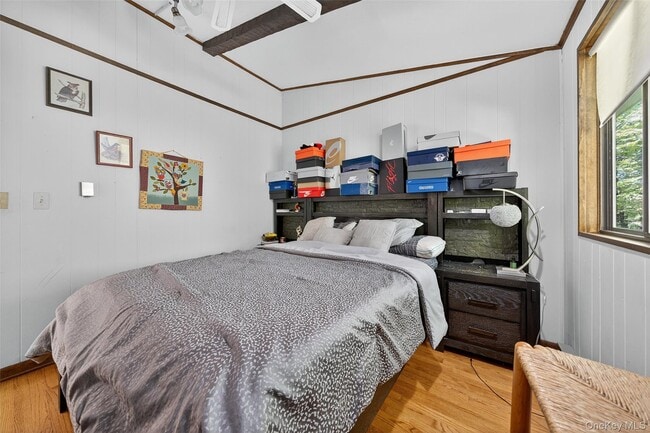 Building Photo - 75 Pebble Path