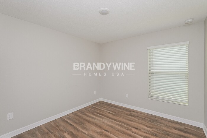 Building Photo - 5136 White Chicory Dr