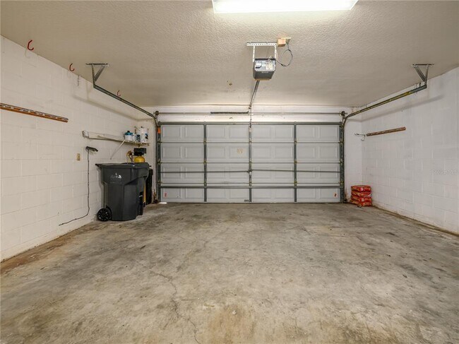 Building Photo - 1407 Wakefield Dr
