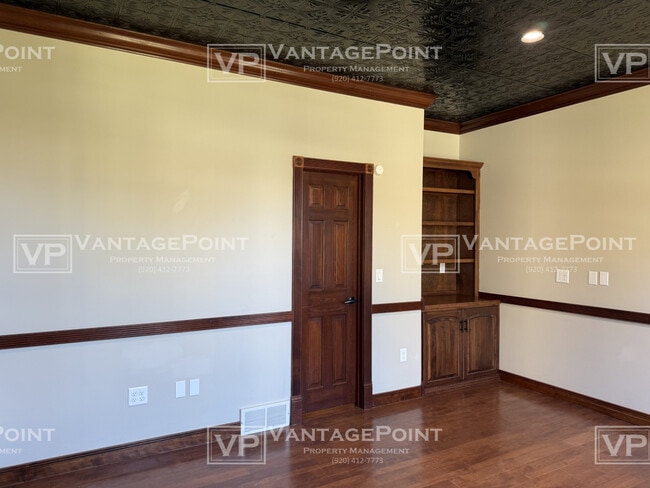Building Photo - 3121 Squire Ct