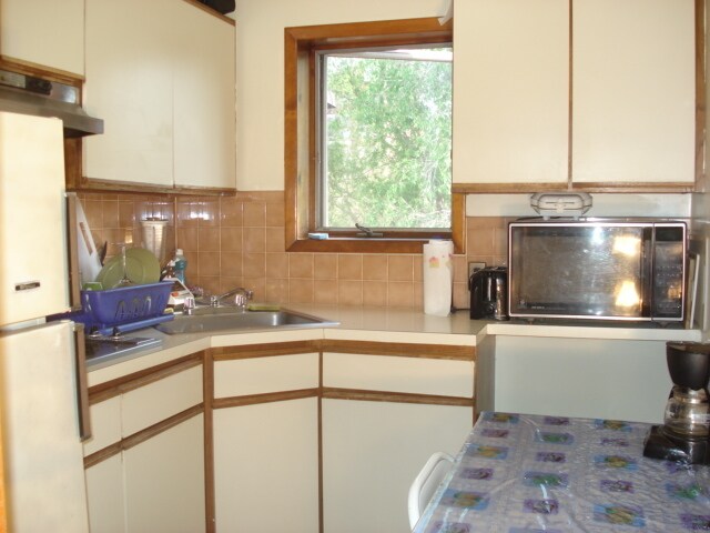 Building Photo - 122 India St