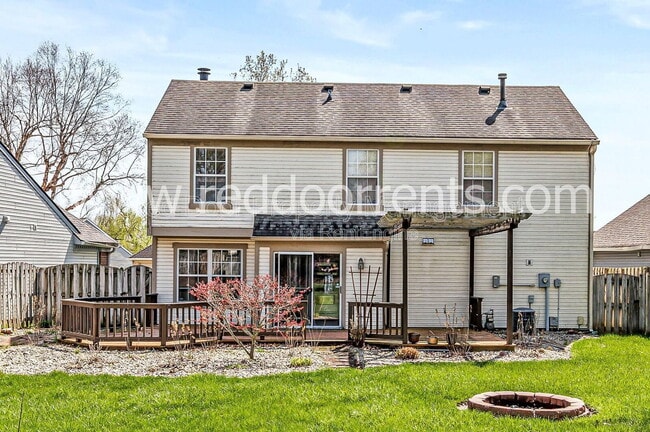 Building Photo - 1522 Lake Point Ln N