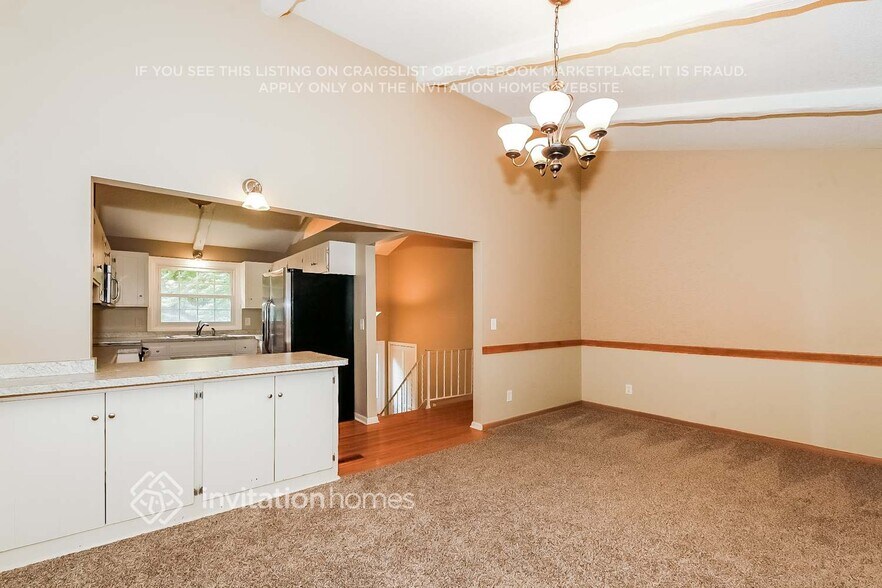 Building Photo - 1716 Lamplight Dr