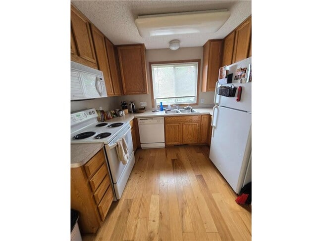 Building Photo - 7326 147 Ln NW