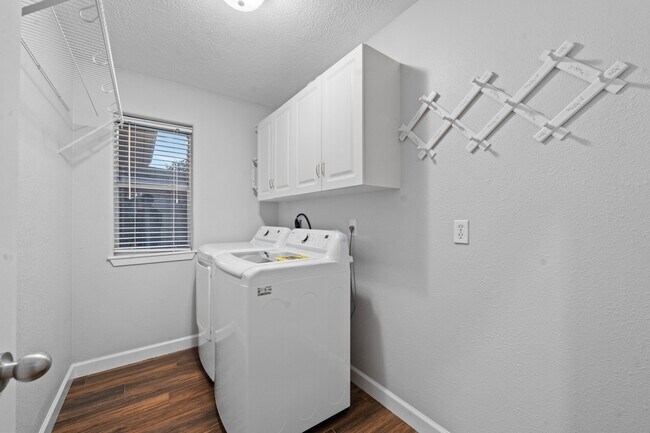Building Photo - 3514 Ironloft Ct