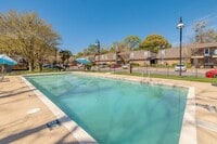Building Photo - Heron Lakes Apartments