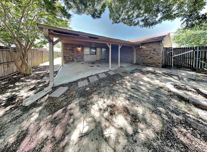 Building Photo - 1477 Coffeyville Trail