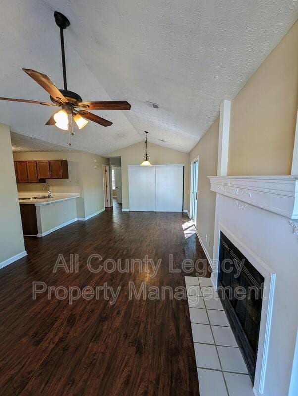 Building Photo - 1307 Yorkshire Ln