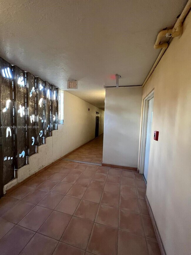 Building Photo - 227 Michigan Ave