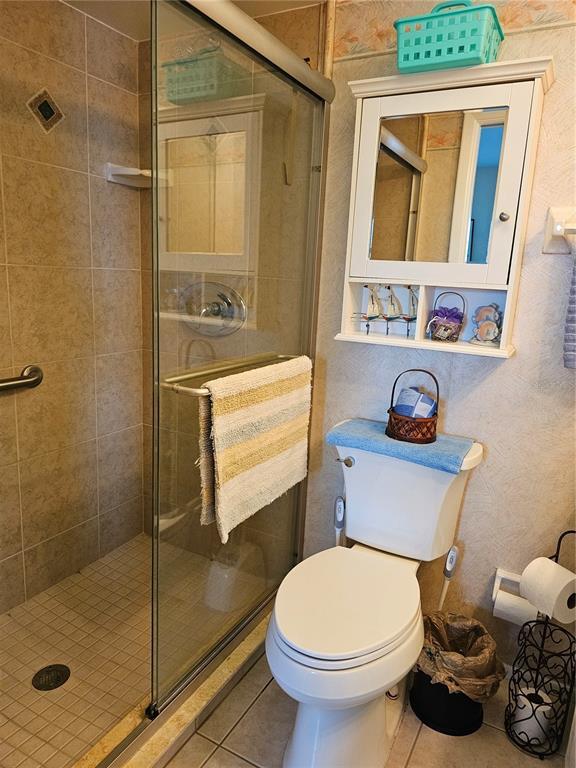 Building Photo - 1255 Tarpon Center Dr