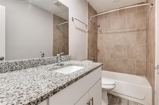 Building Photo - 1603 Windsong Ln