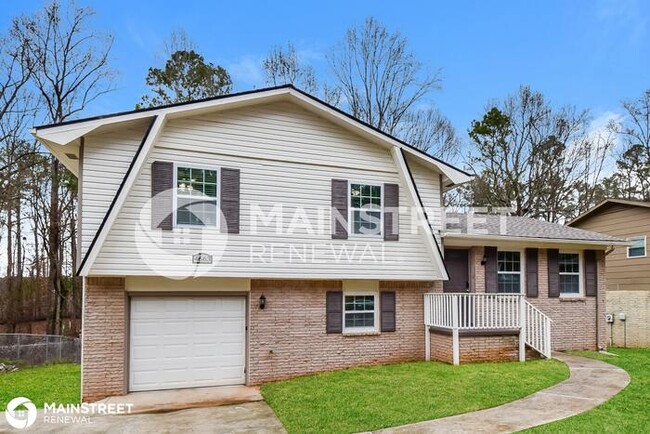 Primary Photo - 4663 GREENBRIAR Trail SW, Atlanta, GA 30331