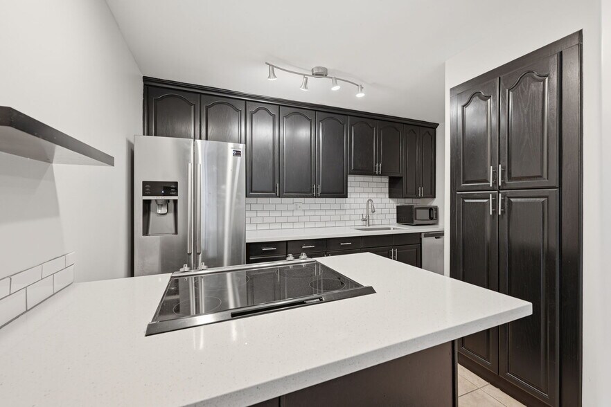 Building Photo - 2360 Hosp Way