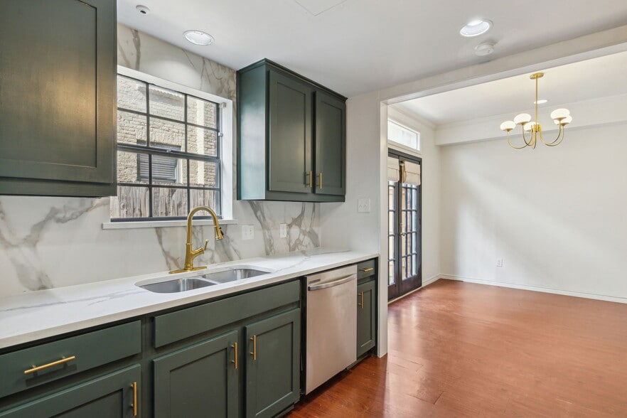 Building Photo - 4111 Herschel Ave