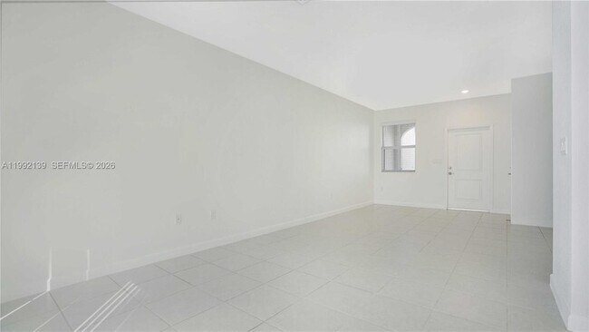 Building Photo - 2676 SE 12th Pl