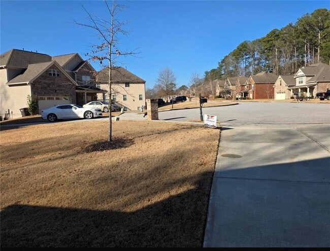 Building Photo - 4082 Groveland Park Dr