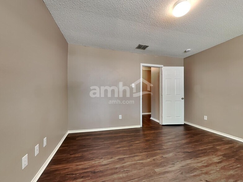 Building Photo - 3028 Misty Ridge Ln