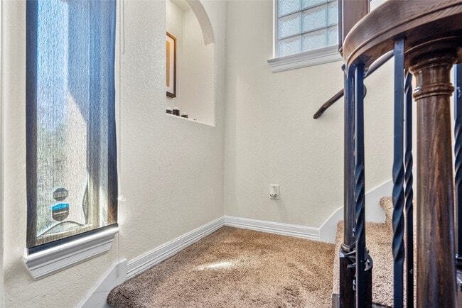 Building Photo - 10218 Spring Shadows Park Cir