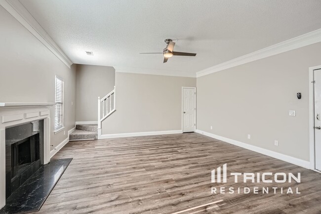 Building Photo - 4550 Talon Way