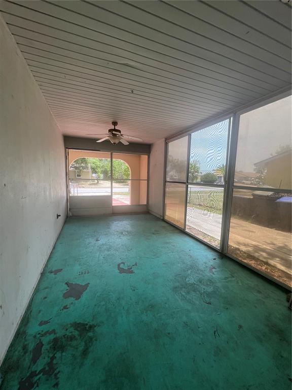 Building Photo - 8250 Lombra Ave