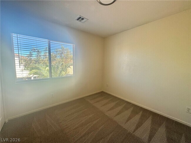 Building Photo - 7512 Jacaranda Leaf St